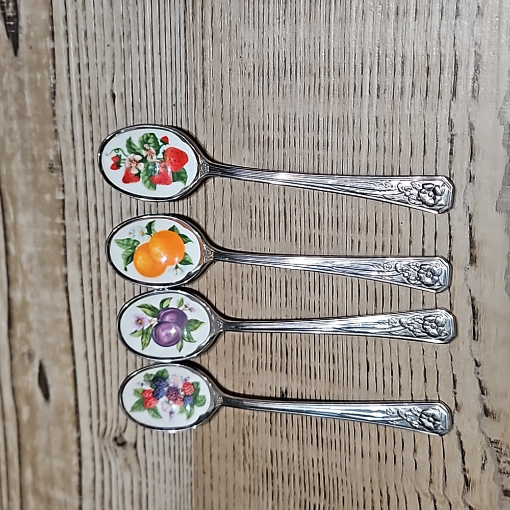 Set of 4 Stainless Steel Collector Avon Spoons Fruit